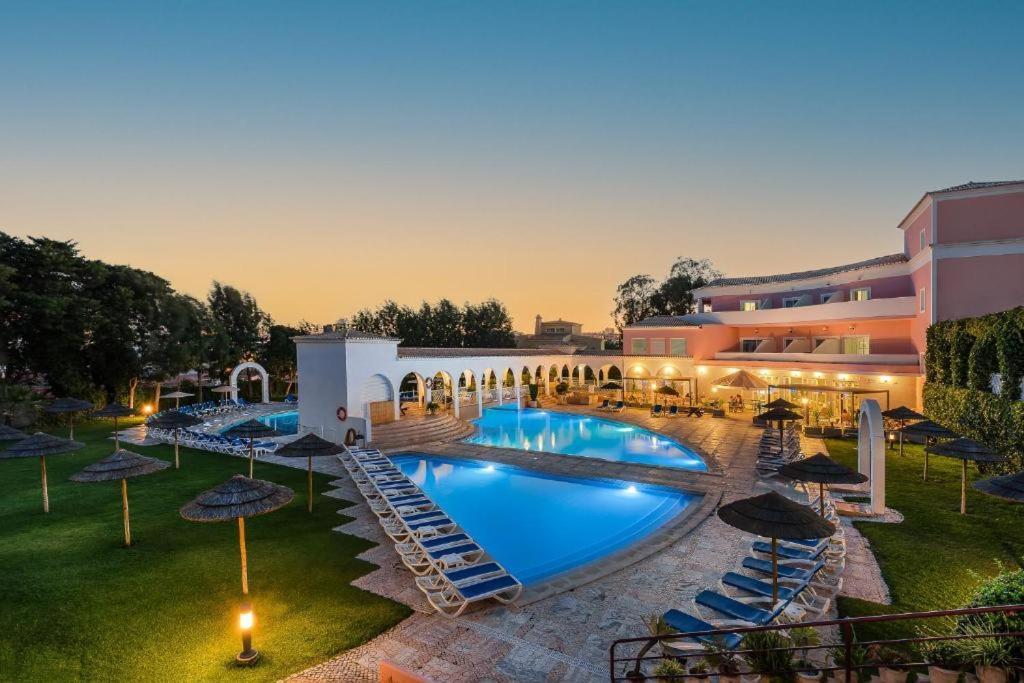 Praia Da Rocha, Vila Rosa, T1, Piscinas, Parqueamento E Internet By Ig Portimao Ngoại thất bức ảnh